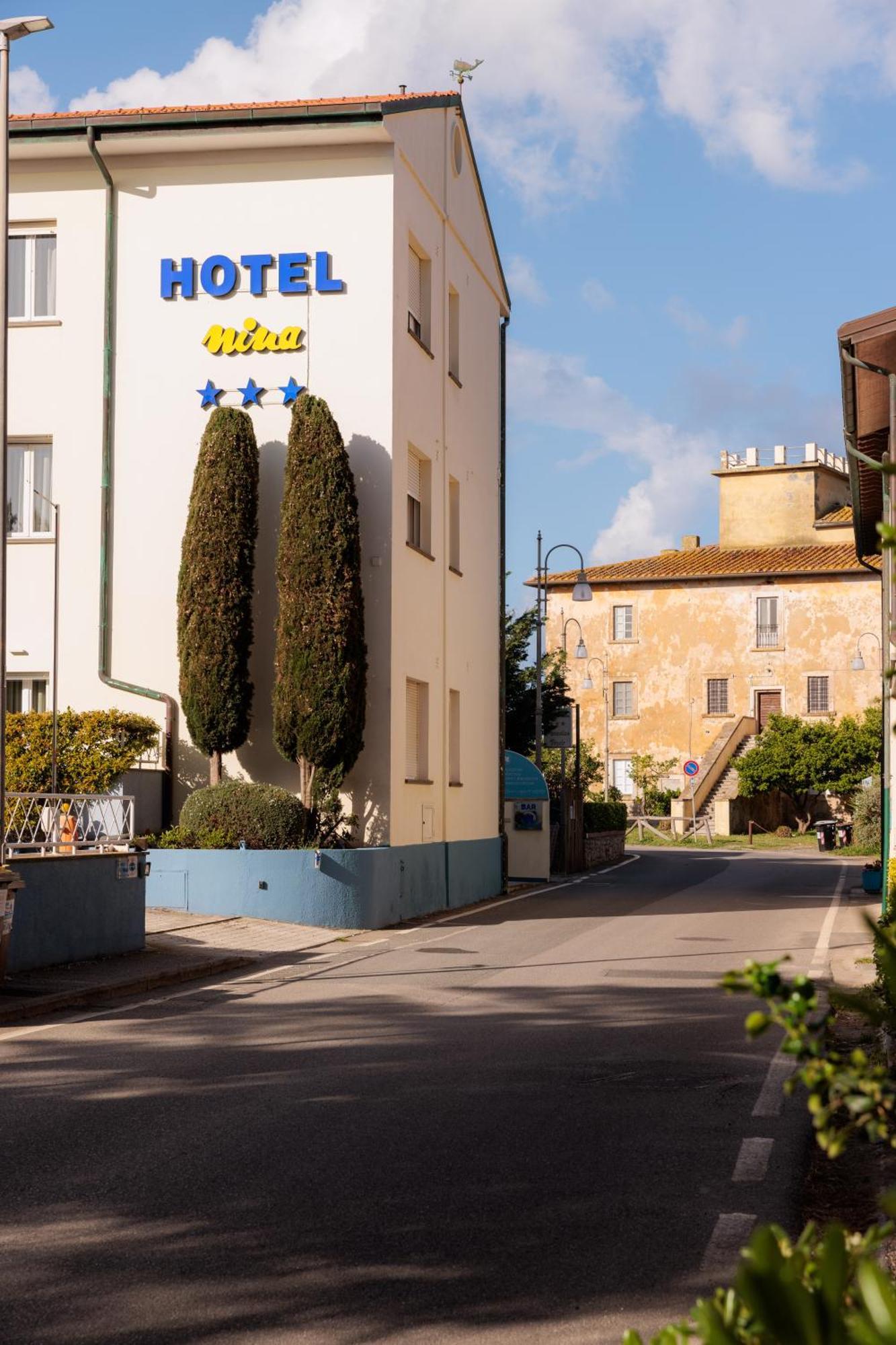Hotel Nina Marina Di Bibbona Ngoại thất bức ảnh